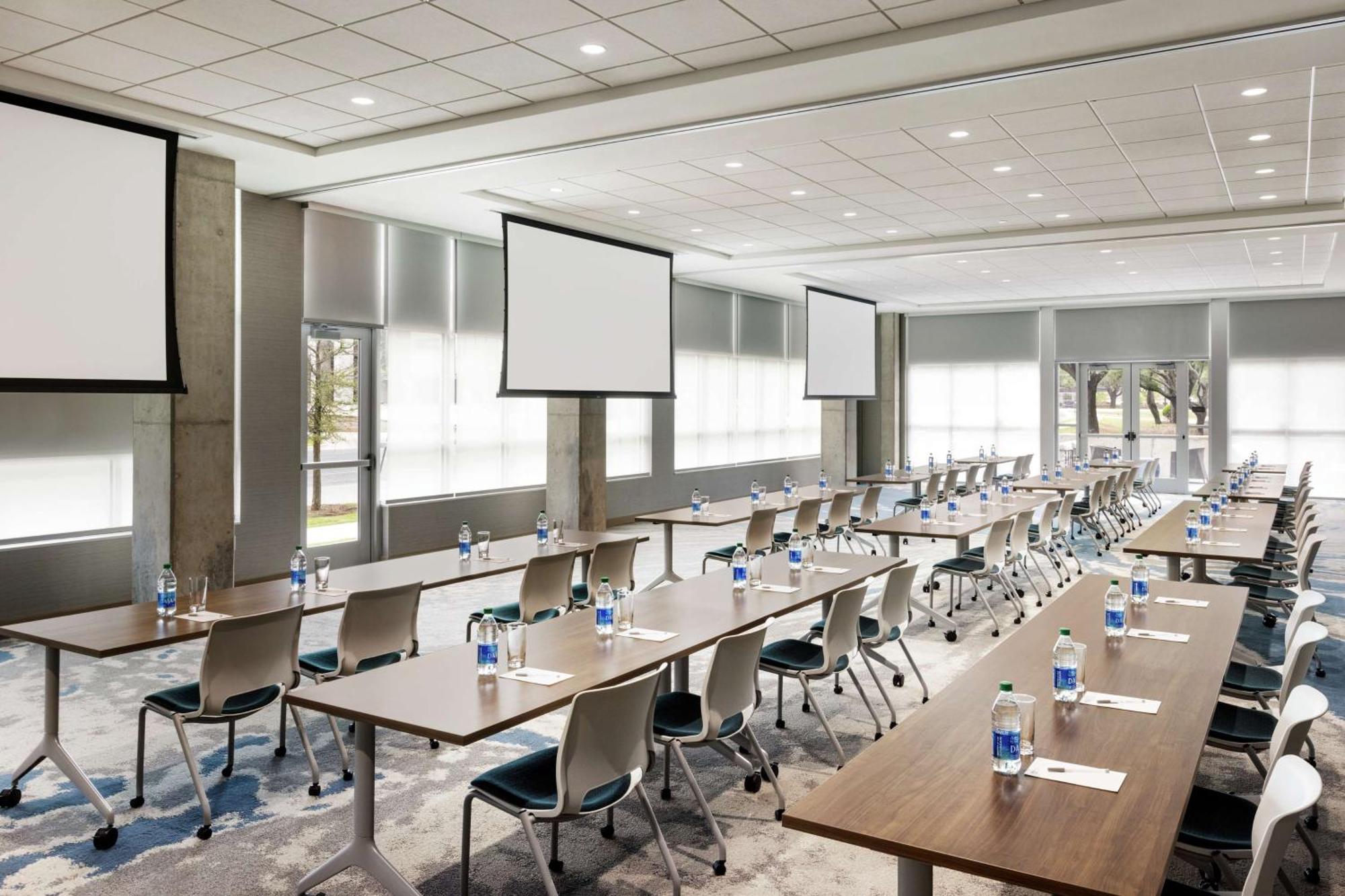 Hilton Garden Inn Austin North-Near The Domain, Tx Bagian luar foto