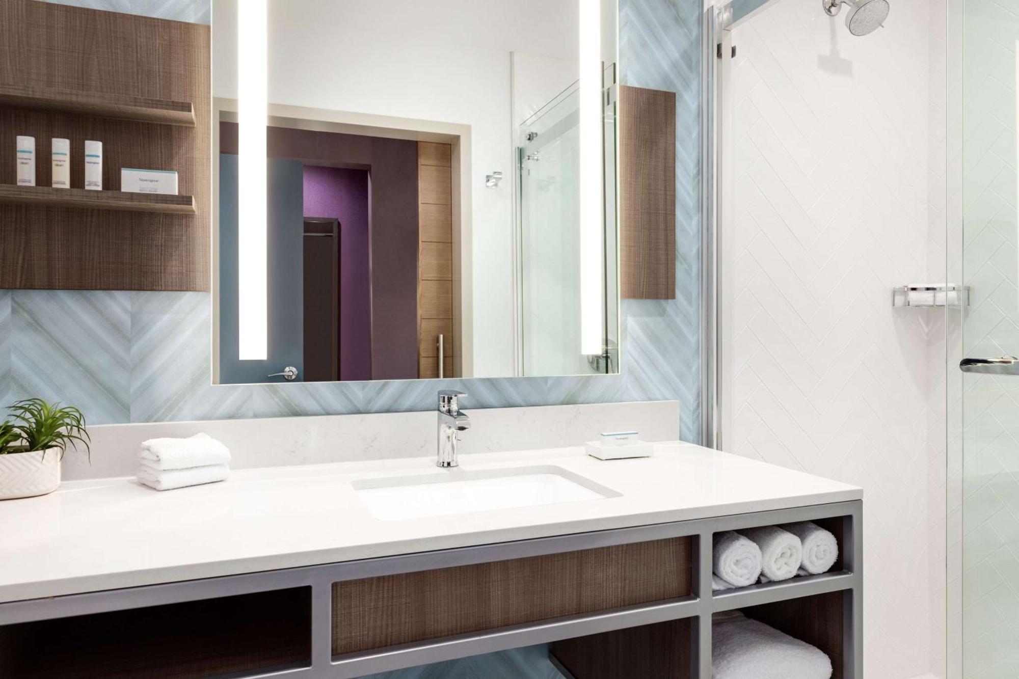 Hilton Garden Inn Austin North-Near The Domain, Tx Bagian luar foto